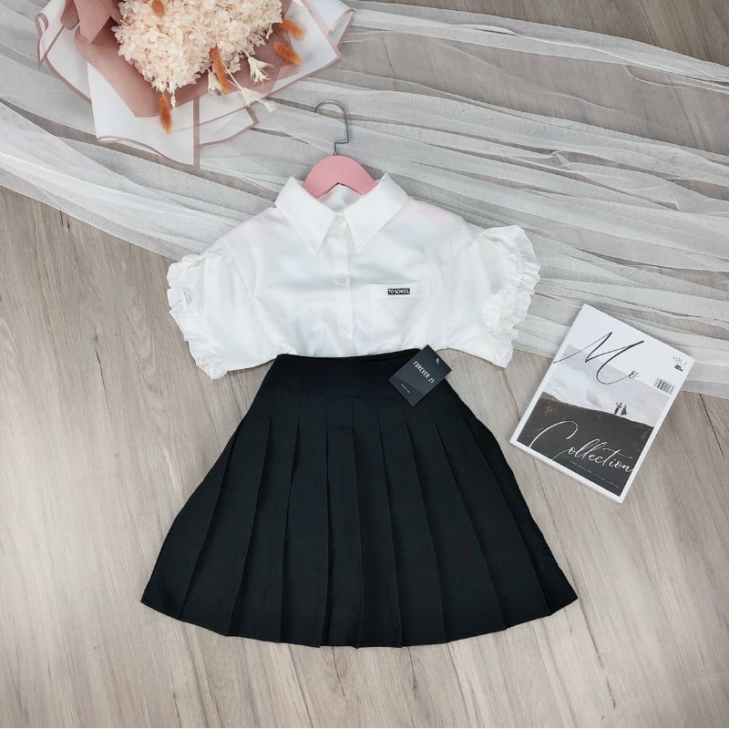 [Mã FAMAYWA giảm 10K đơn 50K] Áo sơ mi tay ngắn bèo phối logo 🥰i | BigBuy360 - bigbuy360.vn