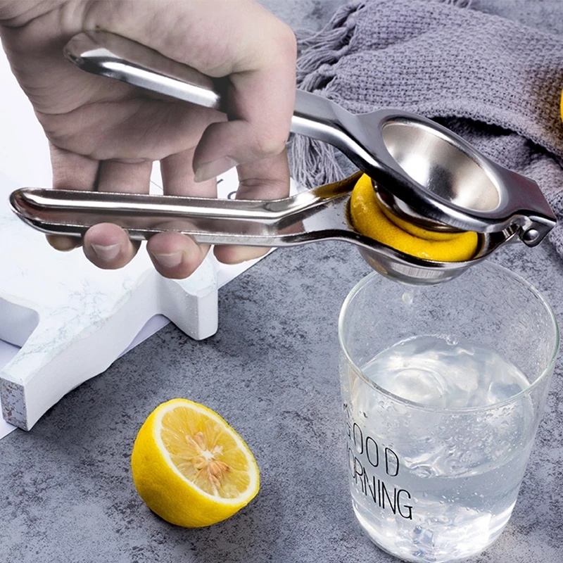 Dụng cụ vắt nước chanh/ cam bằng thép không gỉ tiện dụng cho nhà bếp