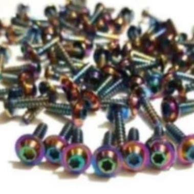 Ôc TiTan Lục Bảo PROTI 5ly17 Răng Xoắn lắp dán Áo xe YAMAHA