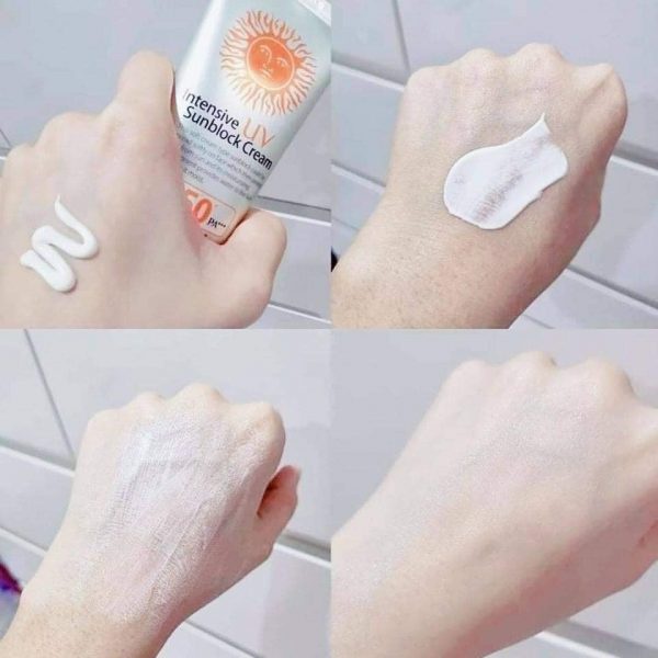 Kem chống nắng 3W Clinic Hàn Quốc Intensive UV Sunblock Cream SPF 50 PA+++ 70ml giúp bảo về da và dưỡng ẩm cho da
