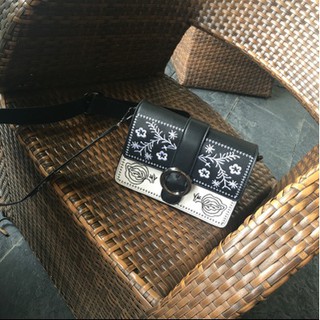 (ORDER)(CÓ ẢNH THẬT)Túi xách thêu hoa ulzzang