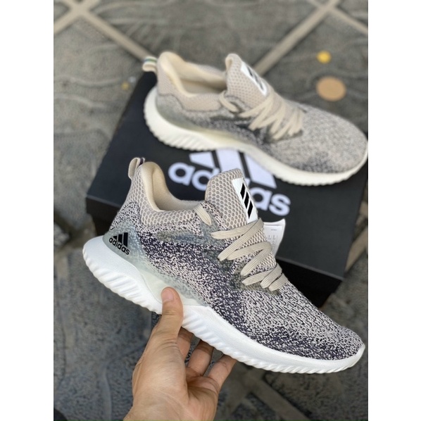 Giày Sneaker alphabounce Beyond Báo Xám