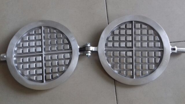 Khuôn bánh kẹp dầy 20 cm waffle