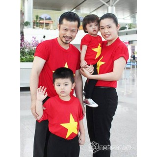 Áo cờ đỏ sao vàng