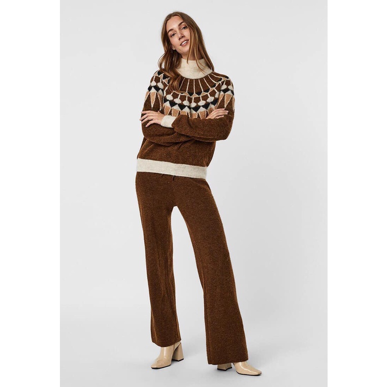 Áo len màu nâu tây nhà Vero Moda xịn xò