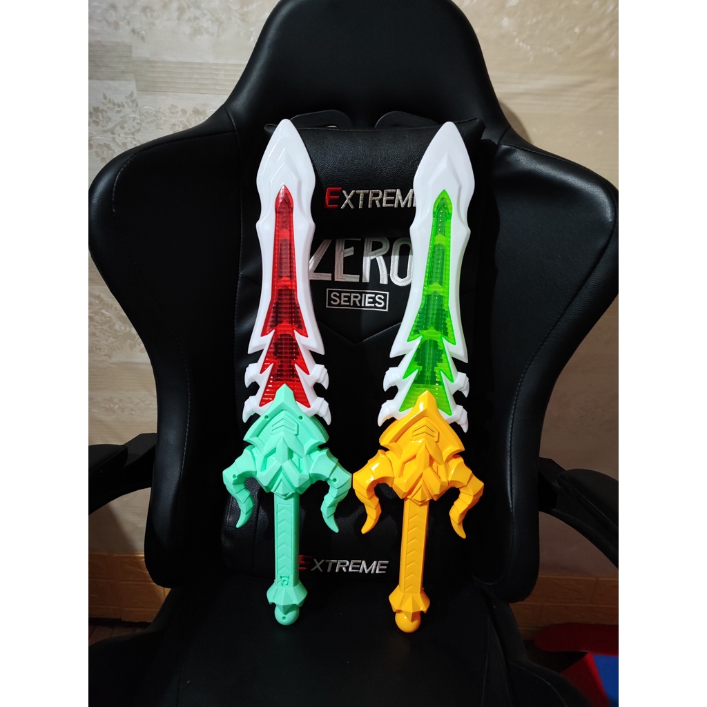 Đồ Chơi Kiếm Nhựa 3 màu có nhạc phát sáng cho trẻ em