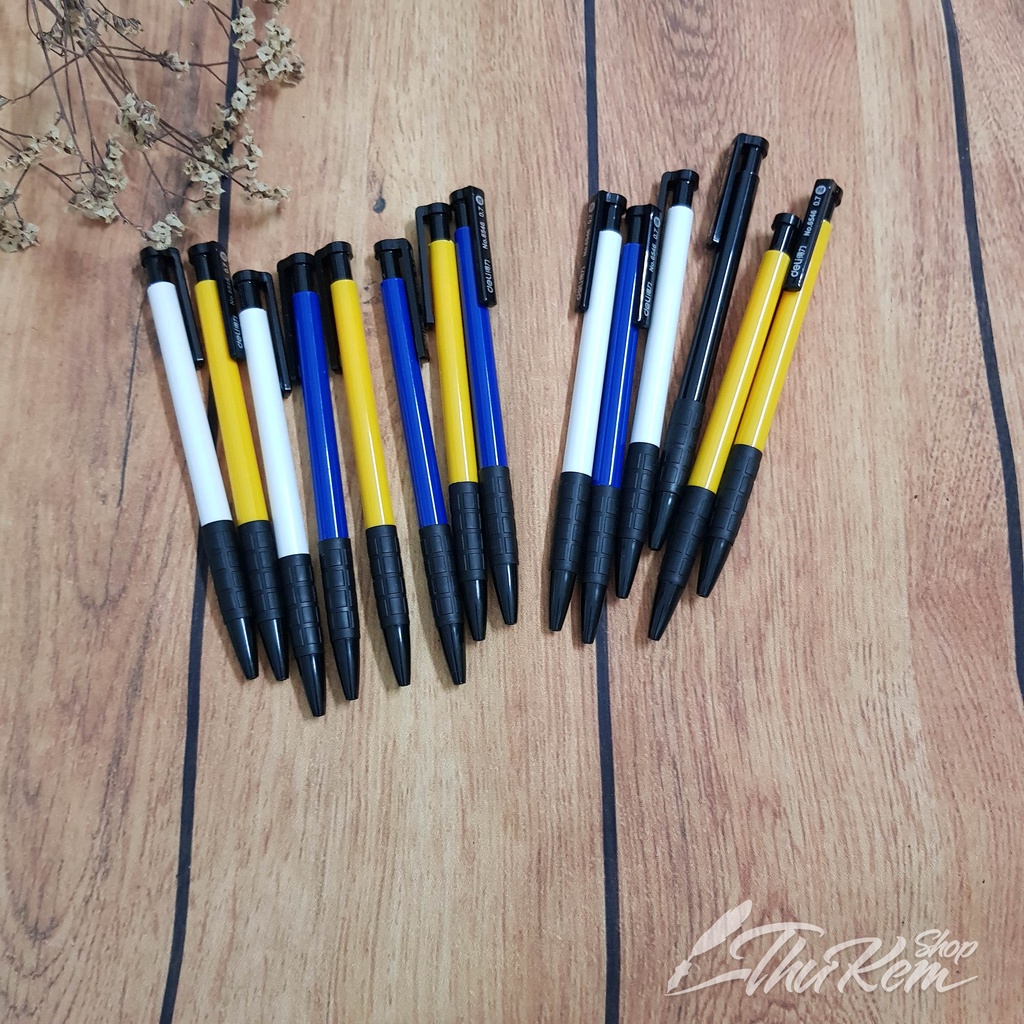 Bút bi đầu bấm thiết kế chống trượt tiện dụng Deli 6546S / 6546 ngòi 0.7mm