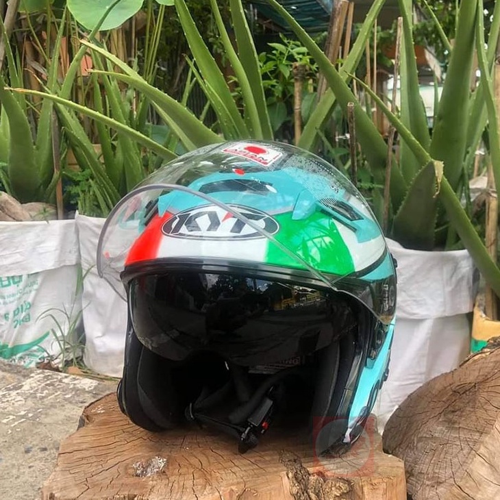 Mũ bảo hiểm 3/4 KYT Venom - 2 Kính