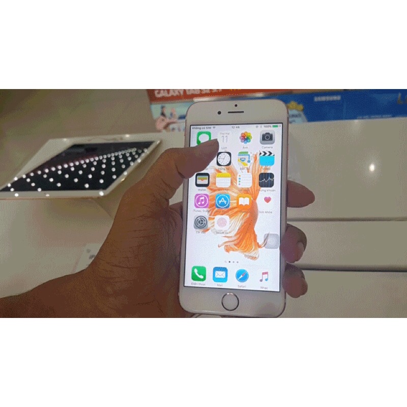 ĐT ĐT táo 6s tặng sạc ốp tai nghe