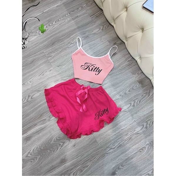 Set bộ áo 2 dây croptop phối quần đùi bèo chất thun gân - S0P