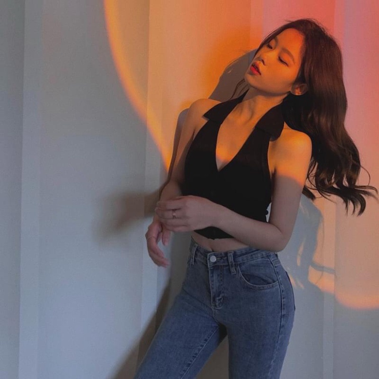 Áo Croptop Cổ Chữ V Sát Nách Dáng Body Cúc Cài - Áo Tanktop Cổ Bẻ Polo Bozip 2 Màu Hot