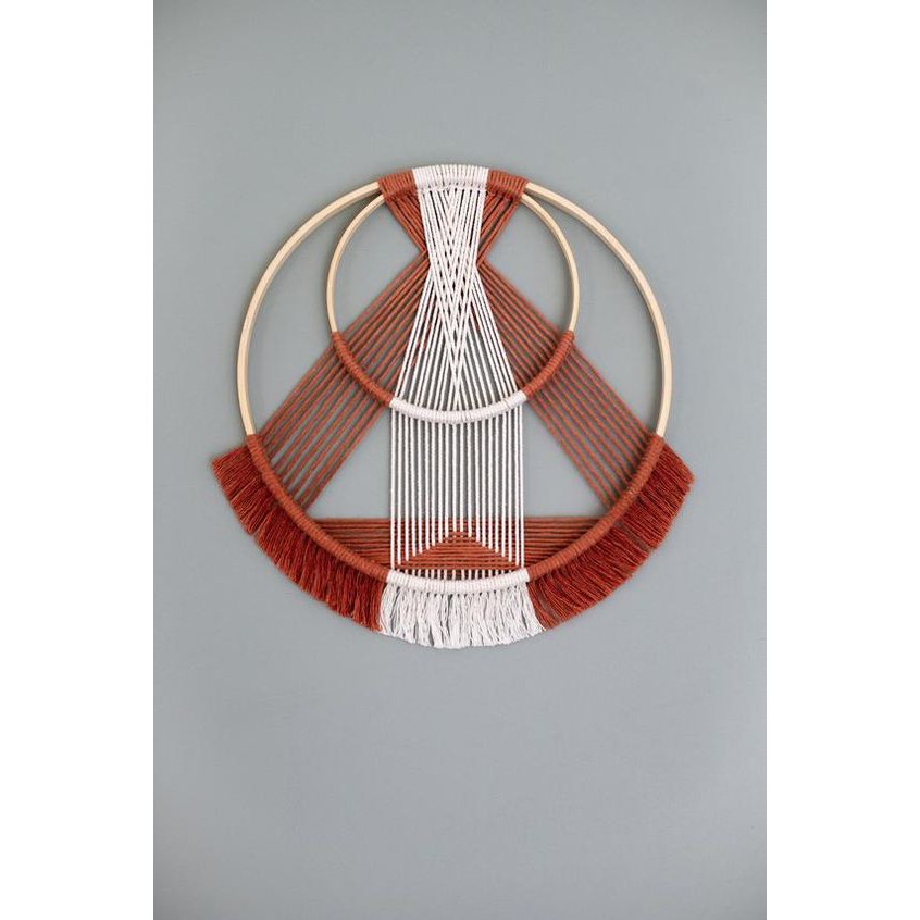 Rèm treo tường macrame phối đỏ trang trí Tết