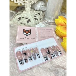 [ Nails box] Móng Úp Giả thiết kế hồng thạch phối ziczac