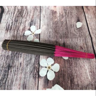 Hương thờ cúng thơm ngọt (không cuộn tàn do không sử dụng hoá chất)