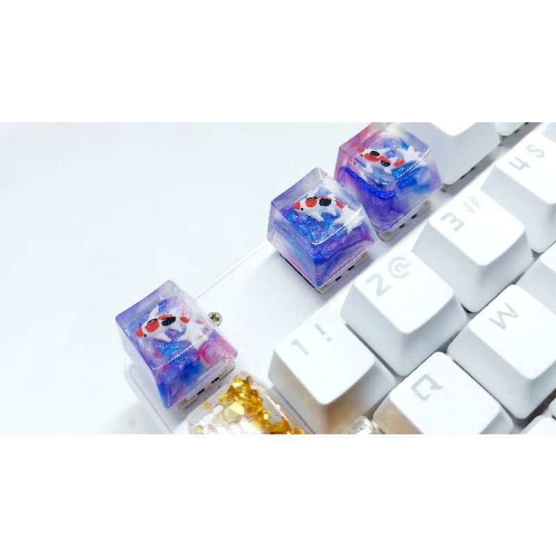 Keycap resin cá koi hiệu ứng galaxy trang trí bàn phím cơ gaming