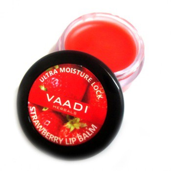 Son dưỡng môi dâu tây Vaadi Herbals Strawberry Lip Balm 10g