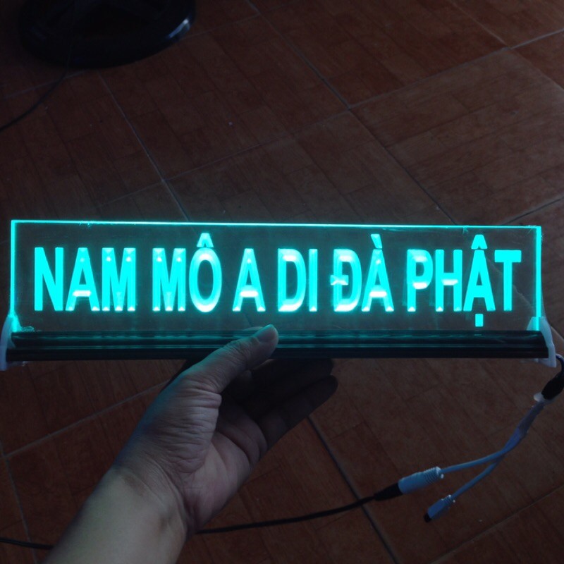 Chữ điện: NAM MÔ A DI ĐÀ PHẬT- chữ in- để bàn