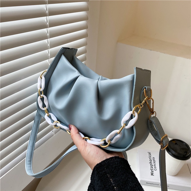 Túi đeo chéo vai IELGY hình đám mây đơn giản có dây xích phong cách Hàn Quốc dành cho nữ