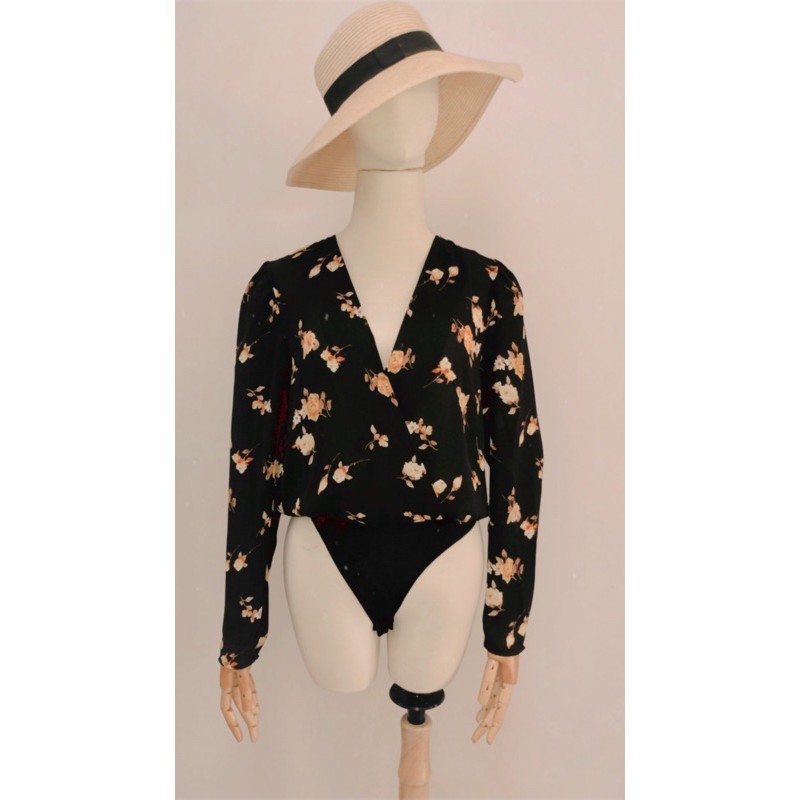 Bodysuit Chiffon Wrap Tay Dài Hoa Vàng F21 | BigBuy360 - bigbuy360.vn
