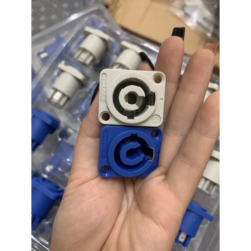 Rắc nguồn đèn beam đực cái