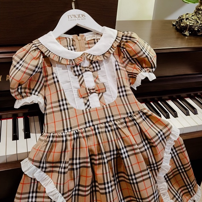 Váy cộc tay thô đũi thiết kế 137Kids cổ nơ bèo dễ thương kẻ alice cho bé gái đi chơi, đi dự tiệc