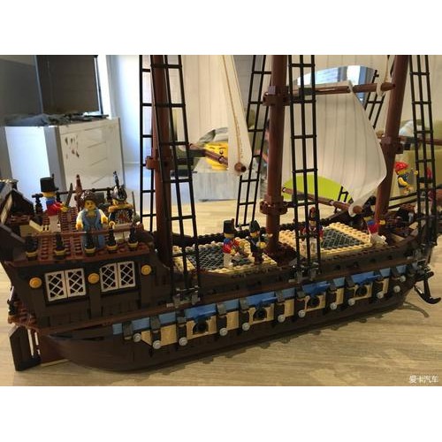 Lego 10210 -Thuyền Cách Buồm Của Hoàng Gia Imper