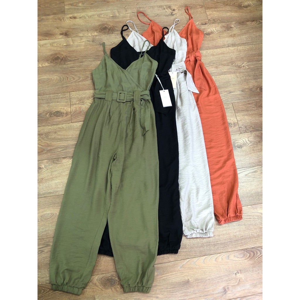 Jumpsuit 2 dây dáng baggy