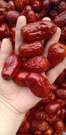 Táo đỏ Tân Cương 50k/500gr