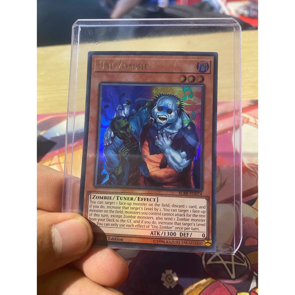 Lá bài thẻ bài Yugioh Uni Zombie - Ultra Rare - Tặng bọc bài nhựa bảo quản