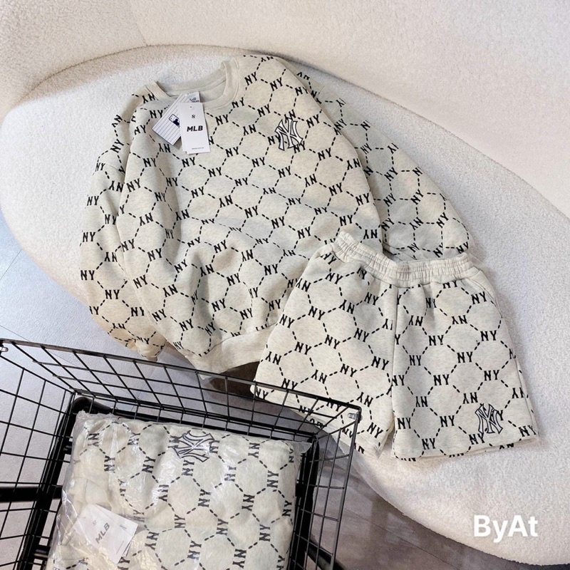 Bộ n.y quần đùi dành cho nữ