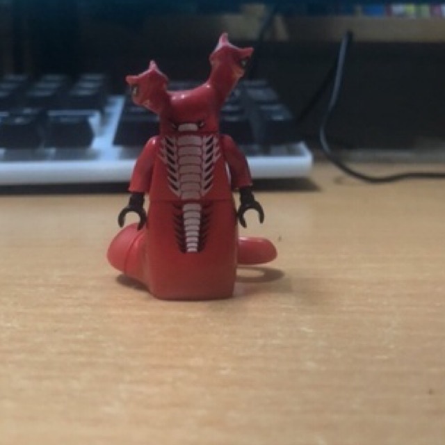 Lego ninjago fangtom non