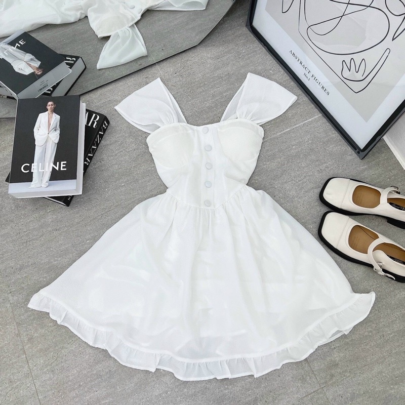 ĐẦM TRẮNG PHỐI NÚT XOÈ