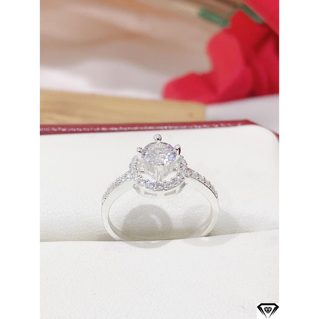 Nhẫn nữ bạc sang trọng