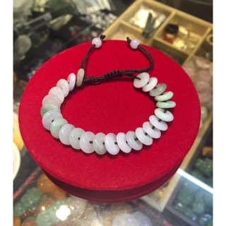 Vòng ngọc Jade hình đồng tiền tết dây