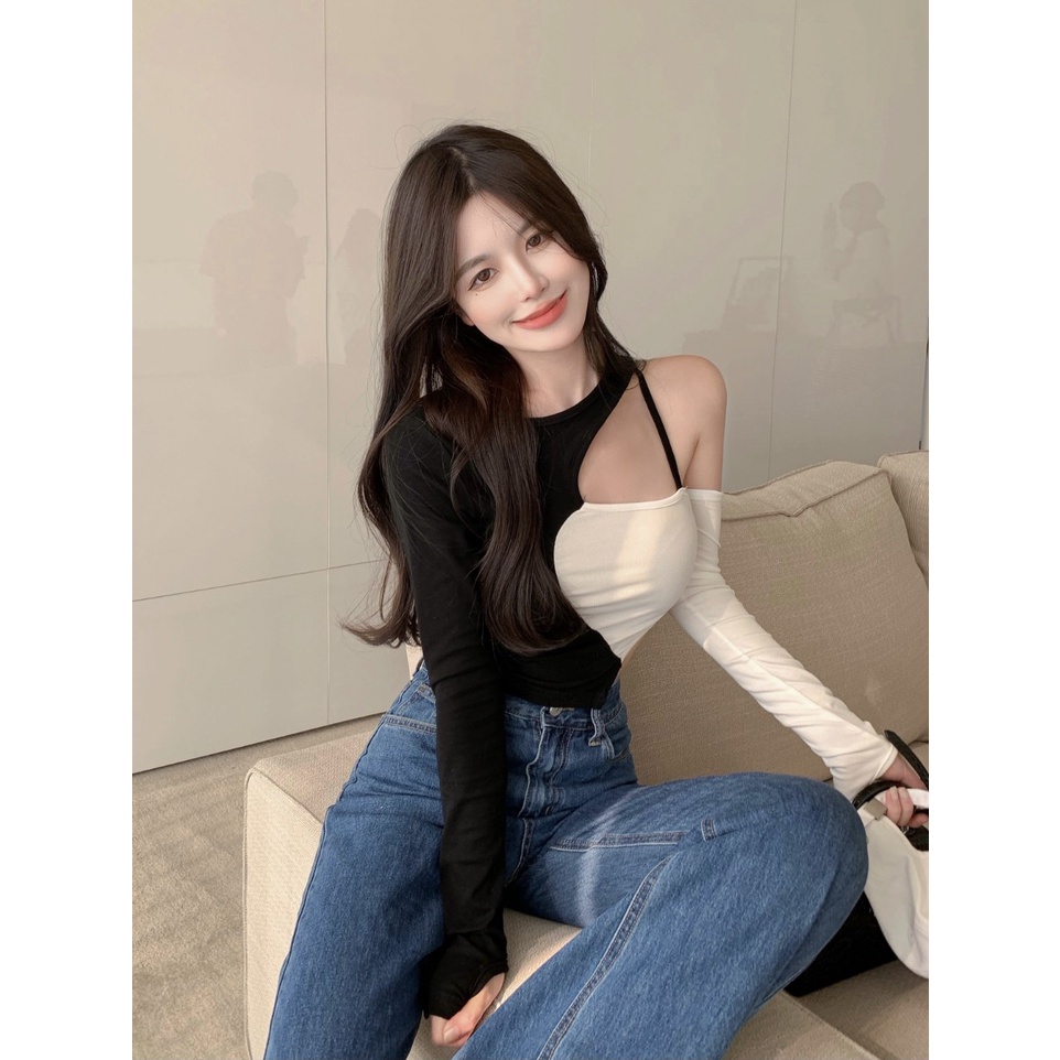 Áo croptop nữ body dài tay HAGA hở vai khoét eo cổ tròn tim ngực AT006