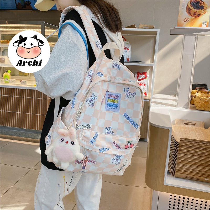 Móc khoá, móc bông cài balo hình thỏ bụng hồng