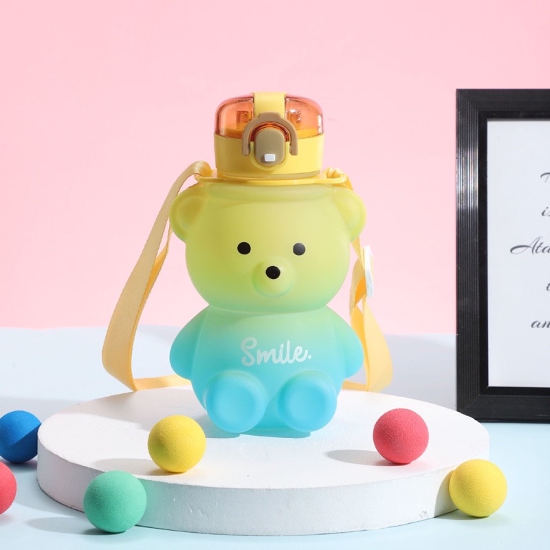 Bình Gấu Siêu Cute Dung Tích 800ml Tặng Kèm Sticker Dán