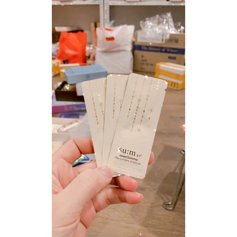 Tinh chất dưỡng trắng sum37 losec summa lumière apoule