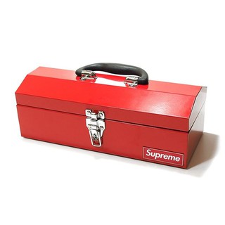 Hộp sắt Supreme có khóa gài