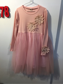 Váy len phối ren công chúa