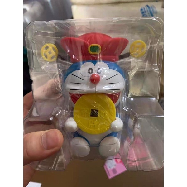 Mô hình trang trí nhân vật Doraemon Tết 2022