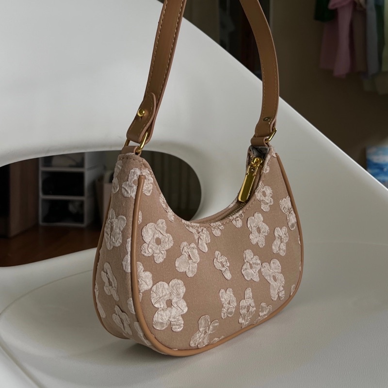Túi đeo vai hoạ tiết hoa hibiscus