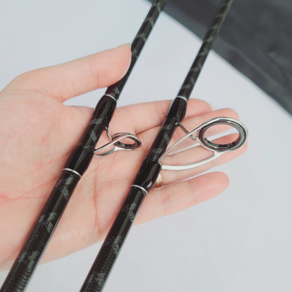 Cần câu lure Fighting Bass xoắn X toàn thân có máy đứng và máy ngang