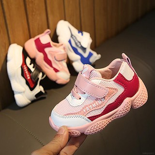Giày sneaker lưới thoáng hơi cho bé