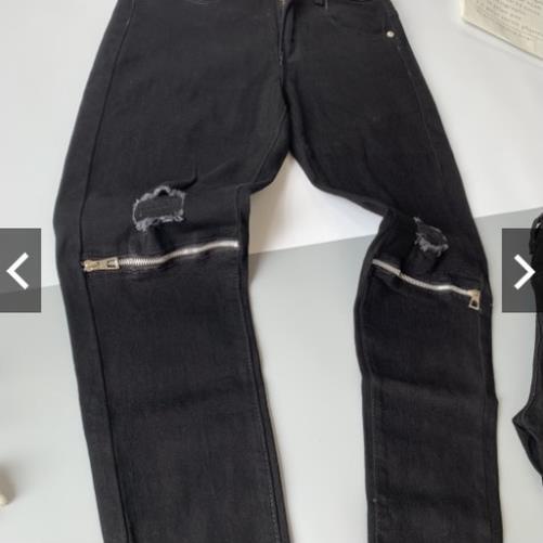 Quần Jean Phối Khoá Kéo Gối Dáng Slim Fit, Jean nam đen trơn.