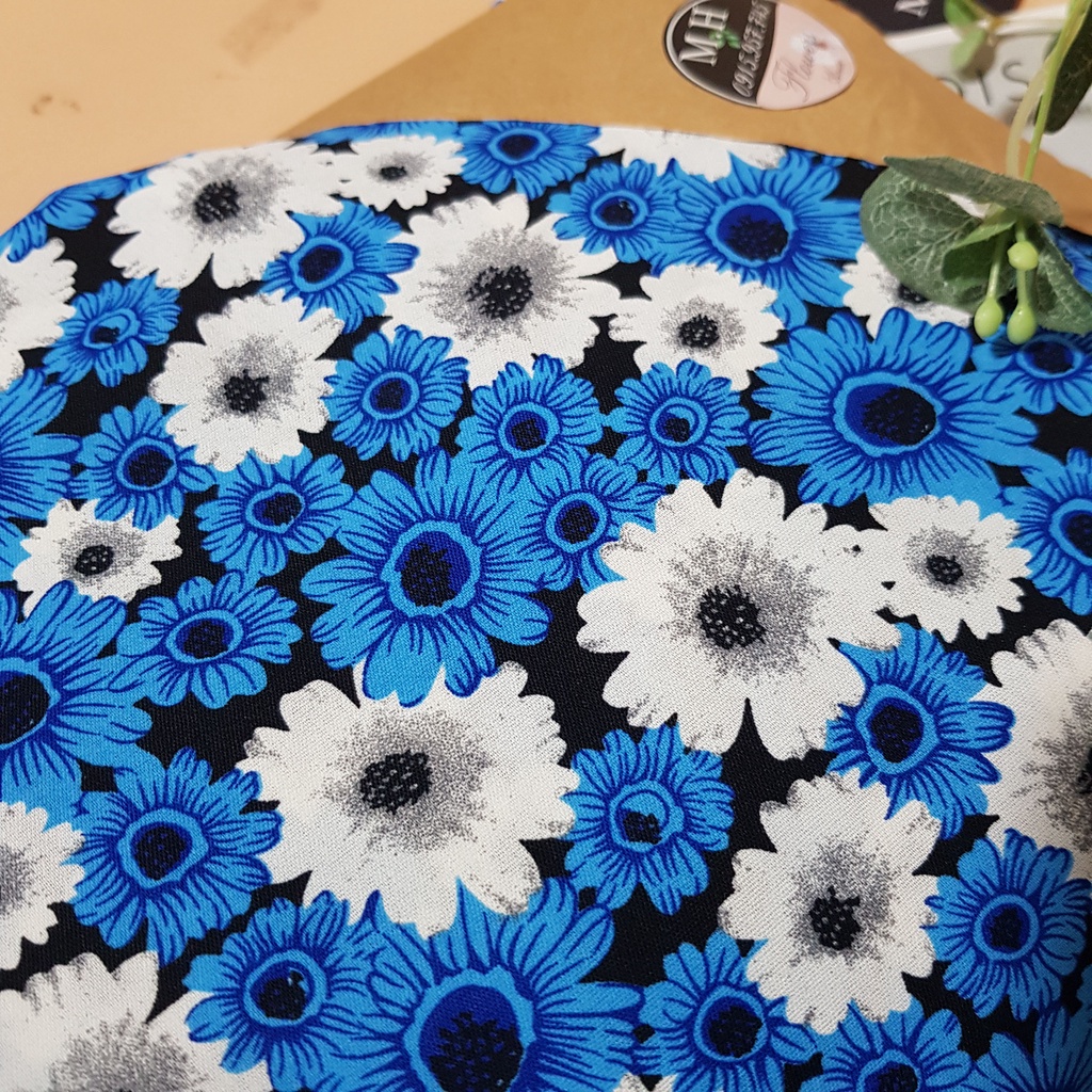 Vải hoa cúc xanh chất vải đũi mát mềm dùng may đồ, 100x150cm Maihoaflower