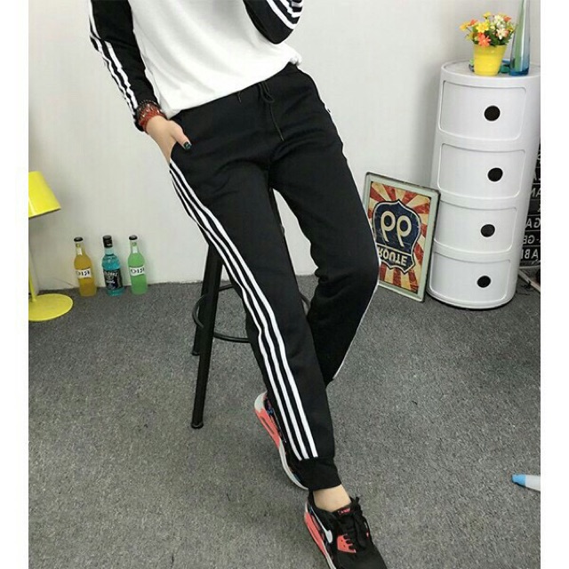 Free Ship 50k -Quần Thể Thao Nam Nữ 3 sọc( có hình thật) FB060 | BigBuy360 - bigbuy360.vn