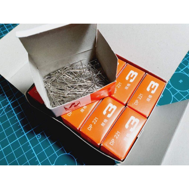 Kim đinh số 3 nguyên hộp