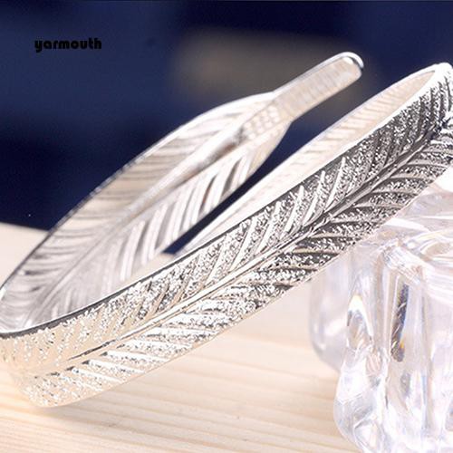 Vòng đeo tay kiểu dáng vintage thời trang cao cấp cho nữ | BigBuy360 - bigbuy360.vn