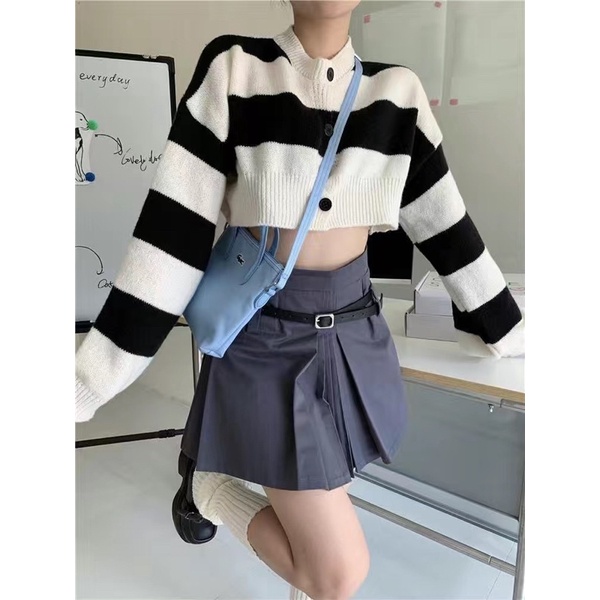 Áo len sọc croptop